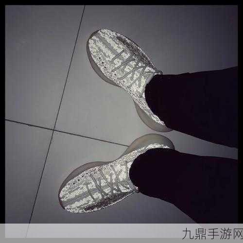 yeezy380蜜桃粉和白色的魅力，1. 蜜桃粉与白色交织的时尚魅力