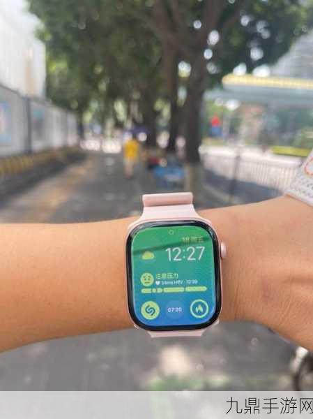 苹果Apple Watch S10新突破，明年加入血压监测，手游玩家健康新保障