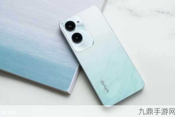 vivo Y37掌中宝，轻盈设计助力手游新体验，质感配色点燃激情